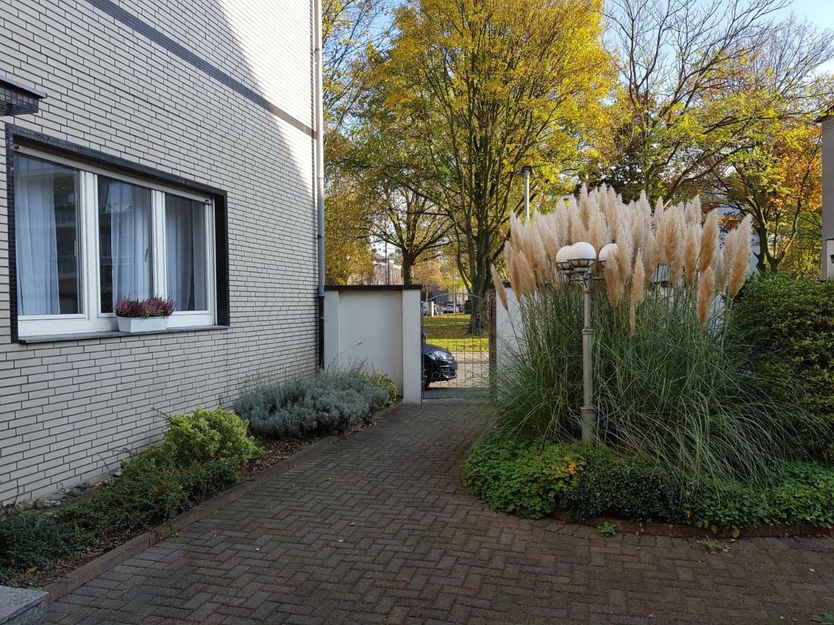 Fewofaubelcentro 42 & 54 & 62 M2 Oberhausen  Luaran gambar